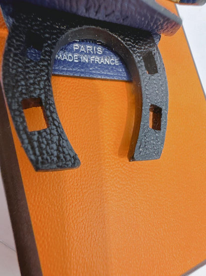 NOIR DEEP BLUE ROUGE H VERT FONCE CITRON ARTIFICIER CHARM