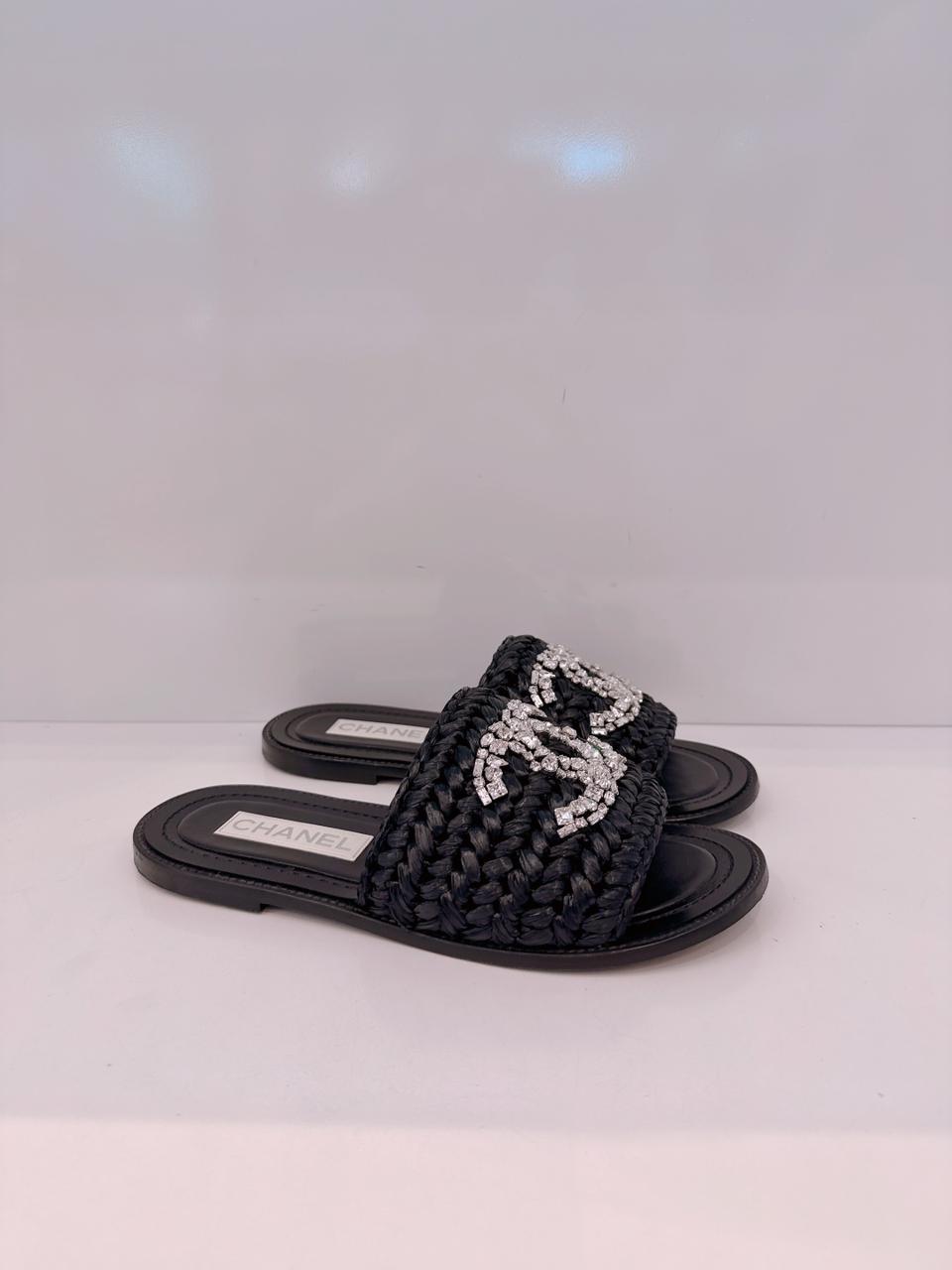 BLACK WOVEN RAFFIA CC CRYSTAL FLAT SANDALS 38.5C
