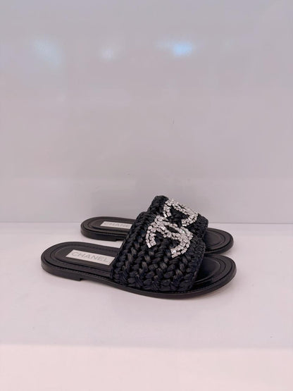 BLACK WOVEN RAFFIA CC CRYSTAL FLAT SANDALS 38.5C