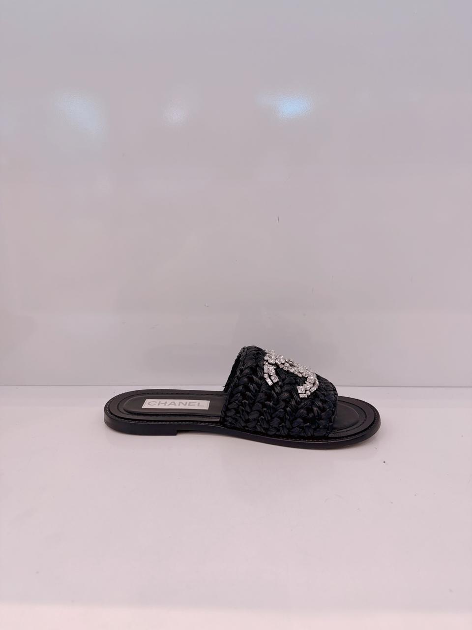 BLACK WOVEN RAFFIA CC CRYSTAL FLAT SANDALS 38.5C