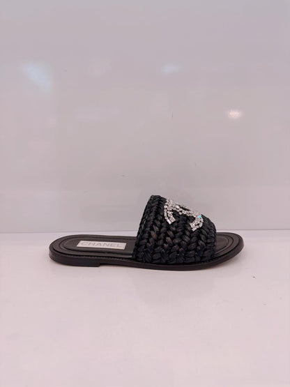 BLACK WOVEN RAFFIA CC CRYSTAL FLAT SANDALS 38.5C