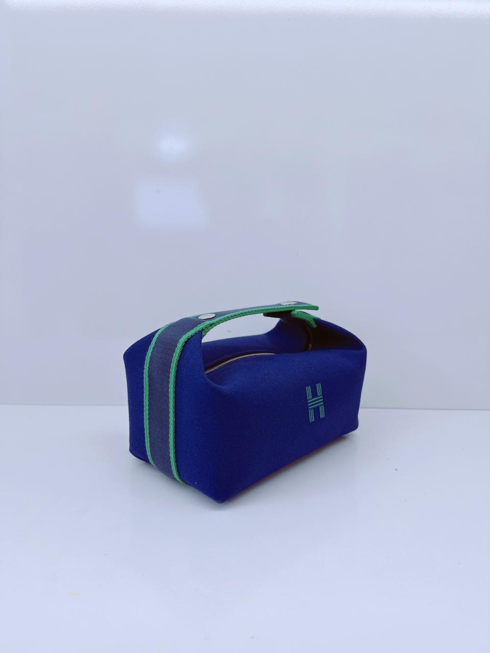 MARINE BRIDE -A-BRAC CASE, SMALL MODEL