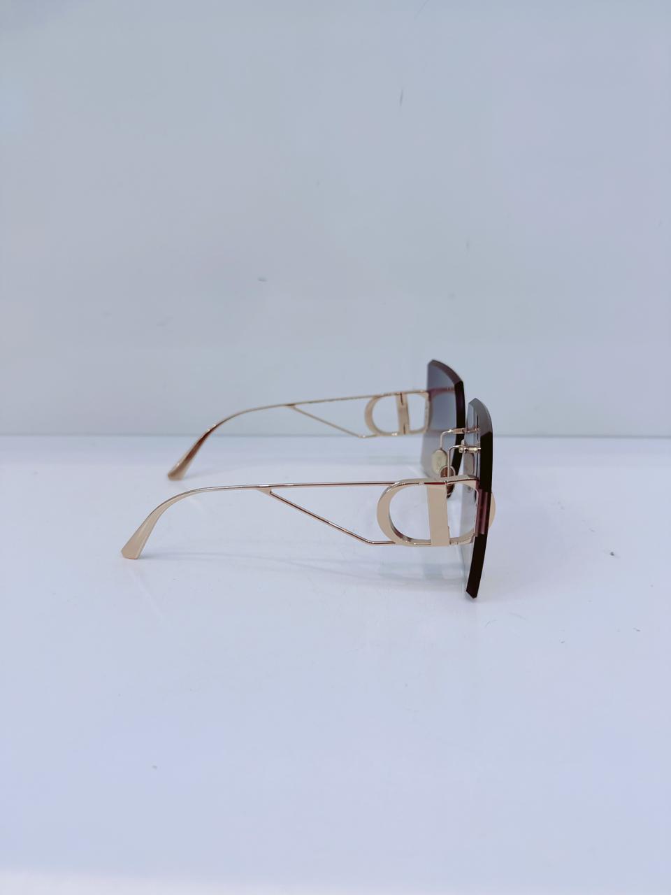 30MONTAIGNE S7U GRADIENT PURPLE TO BLUE SQUARE SUNGLASSES