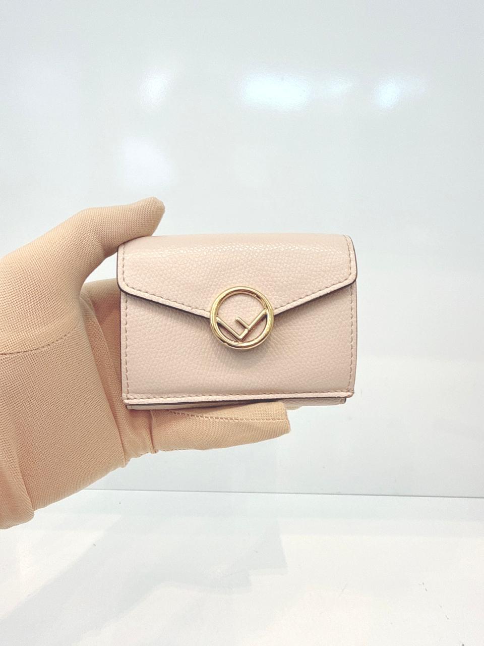LIGHT BEIGE LEATHER COMPACT F MICRO TRIFOLD WALLET