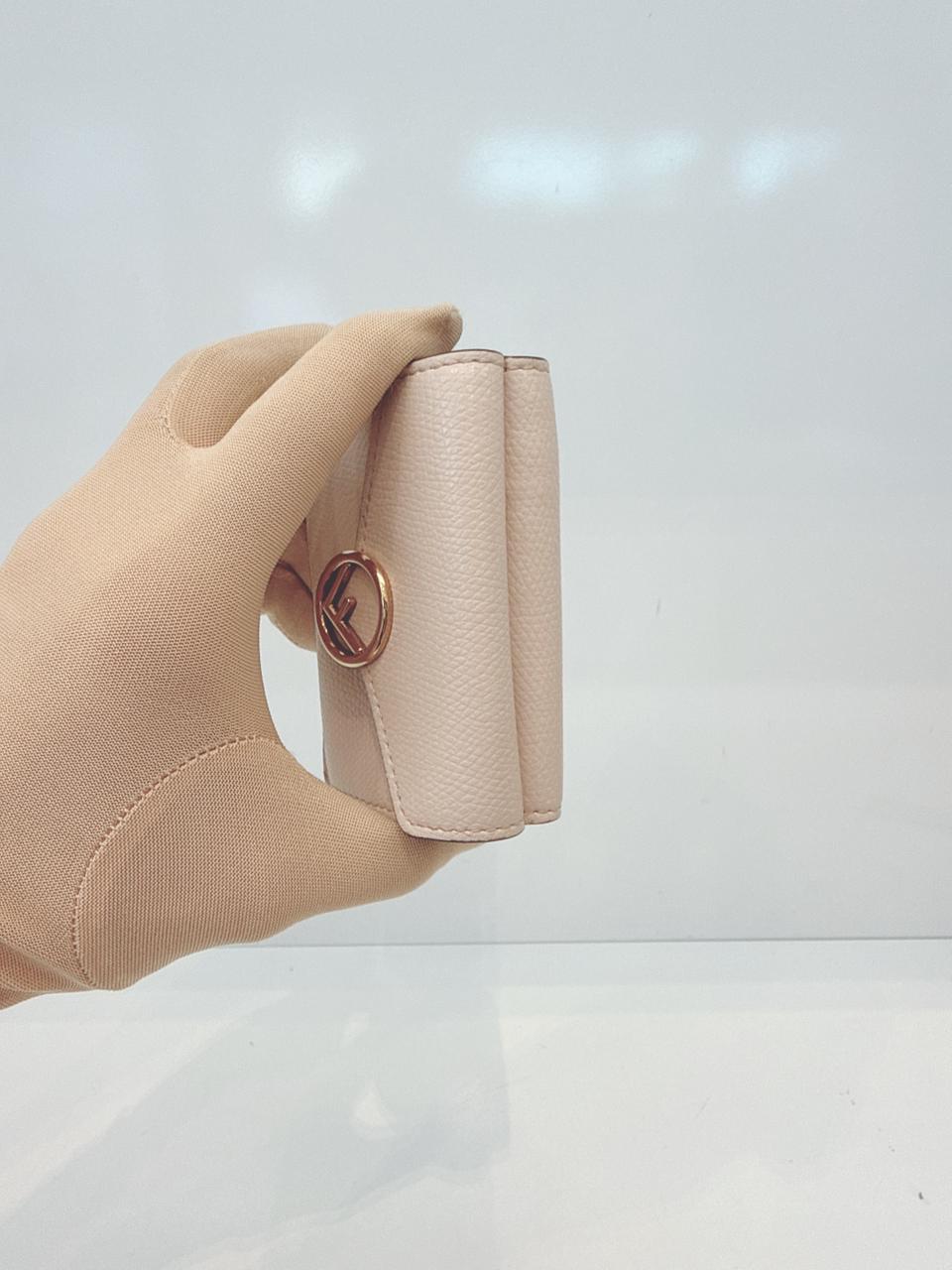 LIGHT BEIGE LEATHER COMPACT F MICRO TRIFOLD WALLET