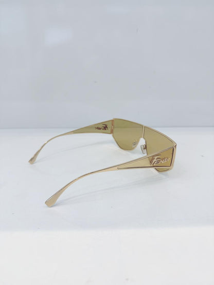 GRADIENT MIRROR MASK GOLD METAL FASHION SHOW SUNGLASSES