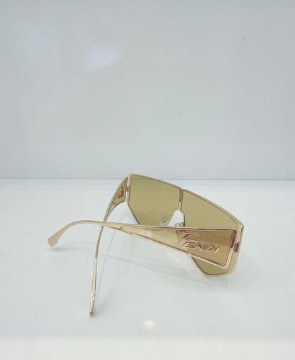 GRADIENT MIRROR MASK GOLD METAL FASHION SHOW SUNGLASSES