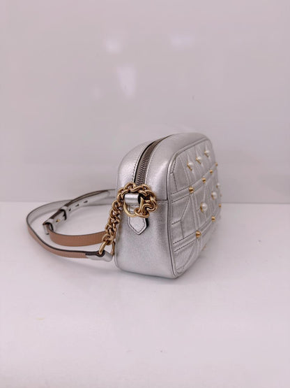 METALLIC SILVER PEARL STUDDED MATELASSE LEATHER GG MARMONT SHOULDER BAG