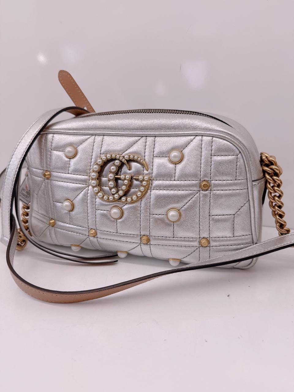 METALLIC SILVER PEARL STUDDED MATELASSE LEATHER GG MARMONT SHOULDER BAG