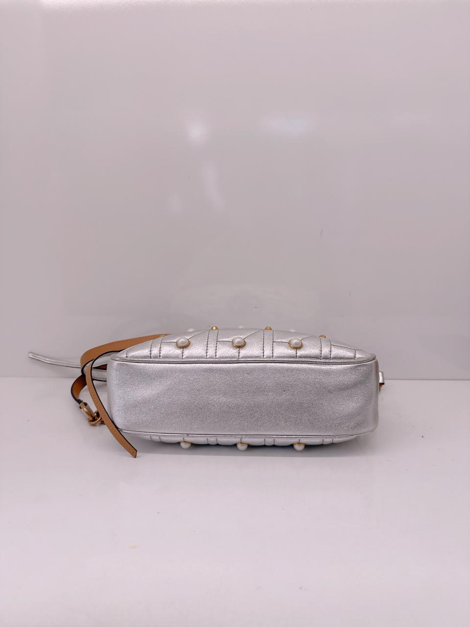 METALLIC SILVER PEARL STUDDED MATELASSE LEATHER GG MARMONT SHOULDER BAG