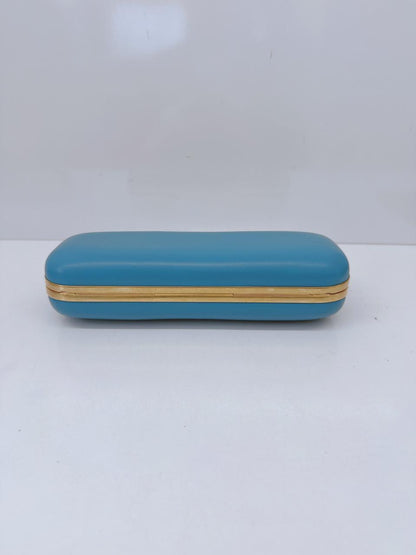 LIGHT BLUE LEATHER KNUCKLE CLUTCH