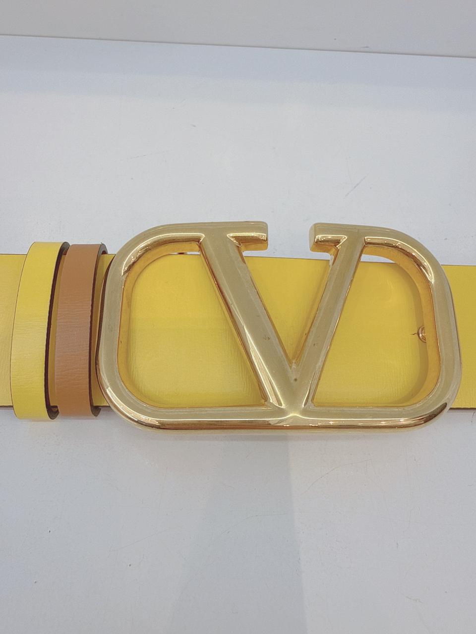 YELLOW BEIGE LEATHER VLOGO REVERSIBLE BELT 80/32 (S)