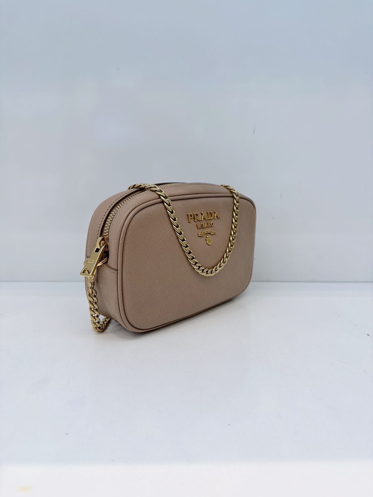 BEIGE SAFFIANO LUX LEATHER CAMERA CHAIN SHOULDER AND BELT BAG