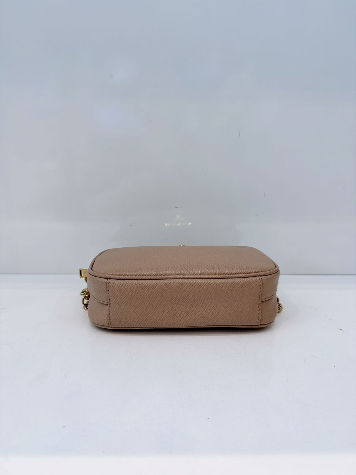 BEIGE SAFFIANO LUX LEATHER CAMERA CHAIN SHOULDER AND BELT BAG