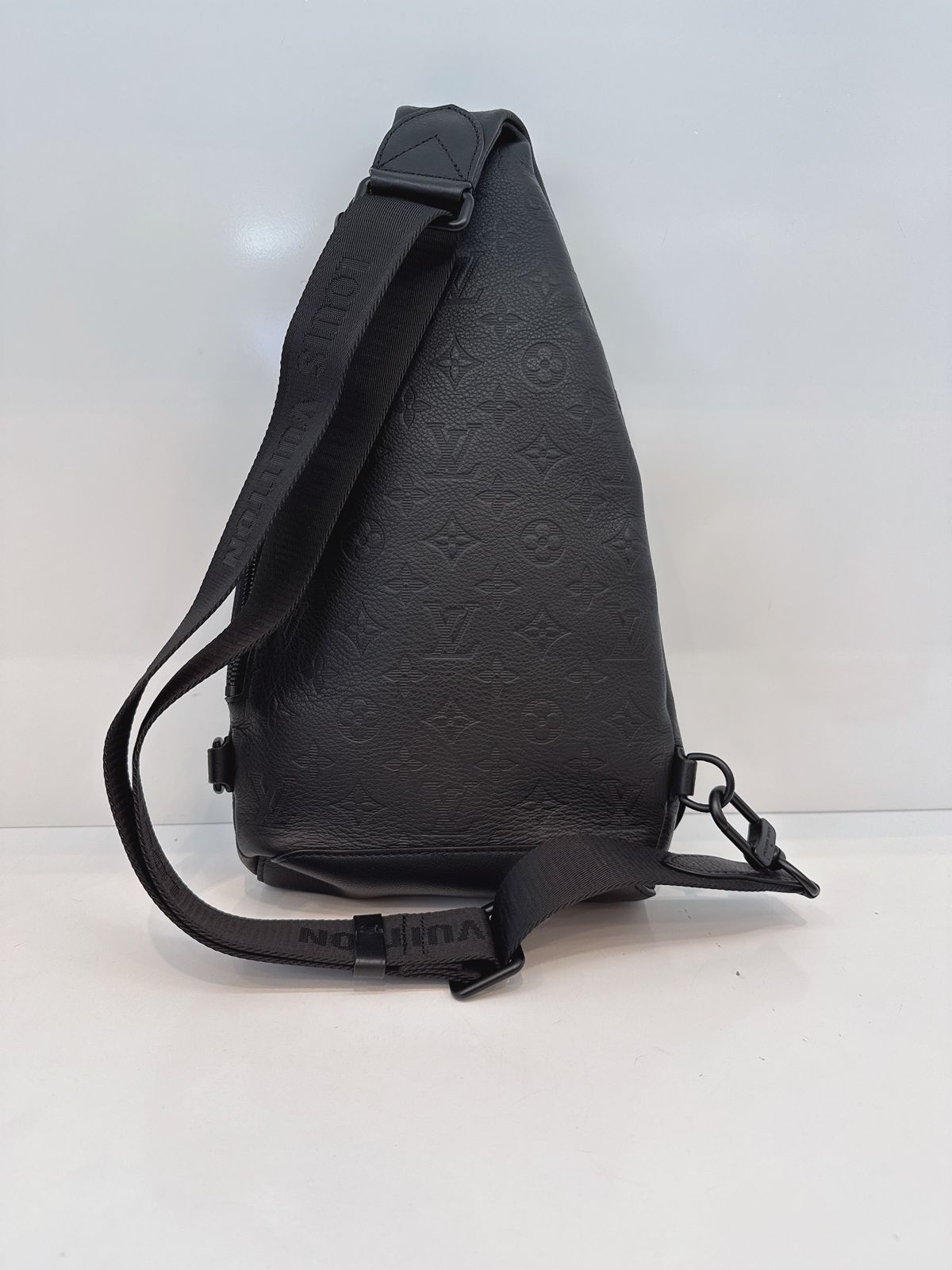 BLACK MONOGRAM SHADOW DUO SLINGBAG
