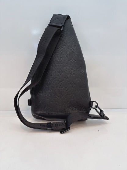 BLACK MONOGRAM SHADOW DUO SLINGBAG