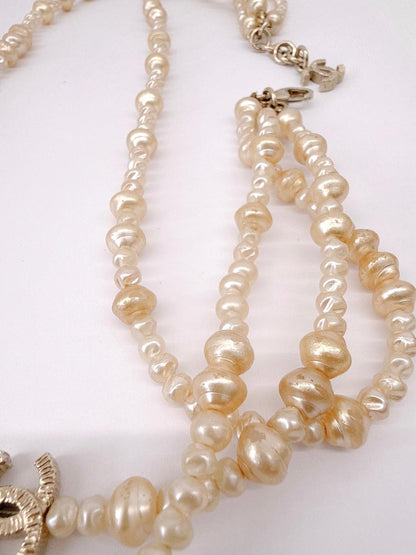 PEARL TRIPLE STRAND CC NECKLACE