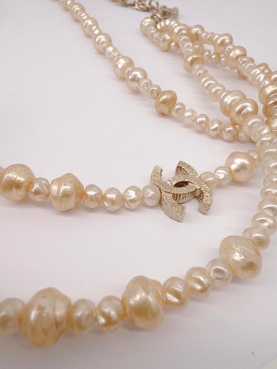 PEARL TRIPLE STRAND CC NECKLACE