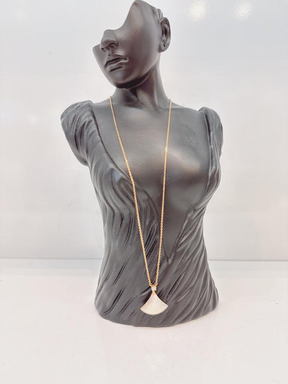 18K ROSE GOLD MOTHER OF PEARL DIAMOND DIVA'S DREAM NECKLACE