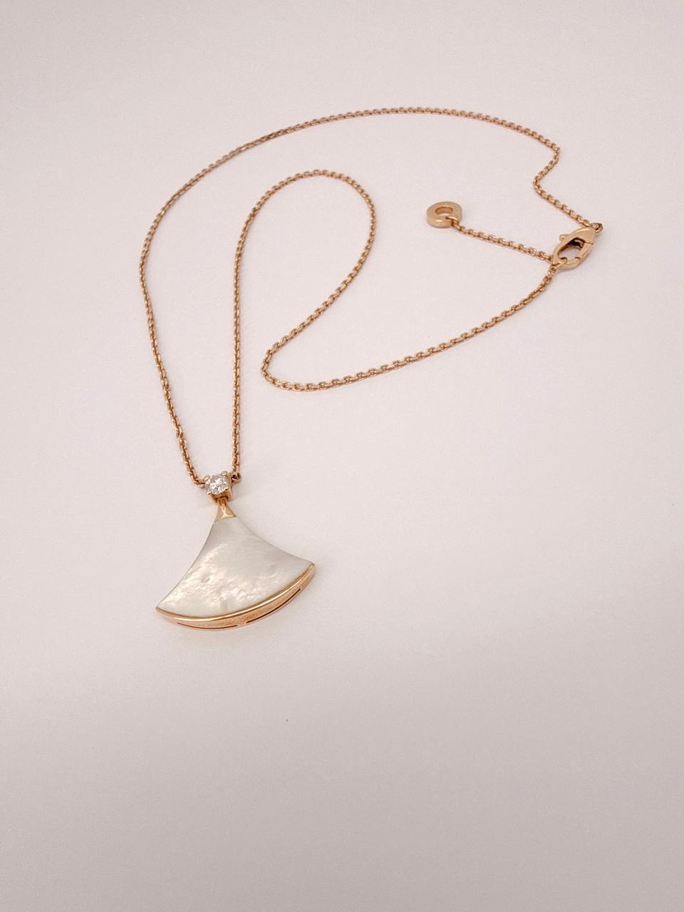 18K ROSE GOLD MOTHER OF PEARL DIAMOND DIVA'S DREAM NECKLACE