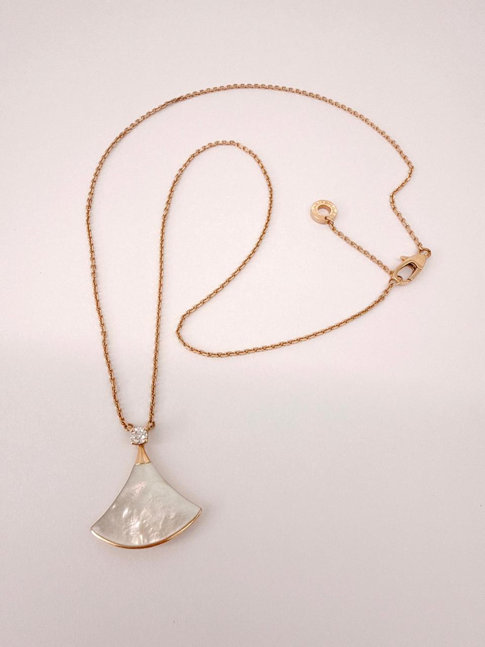 18K ROSE GOLD MOTHER OF PEARL DIAMOND DIVA'S DREAM NECKLACE