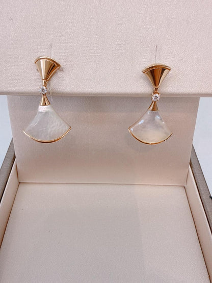 18K ROSE GOLD MOTHER OF PEARL DIAMOND DIVA'S DREAM EARRINGS