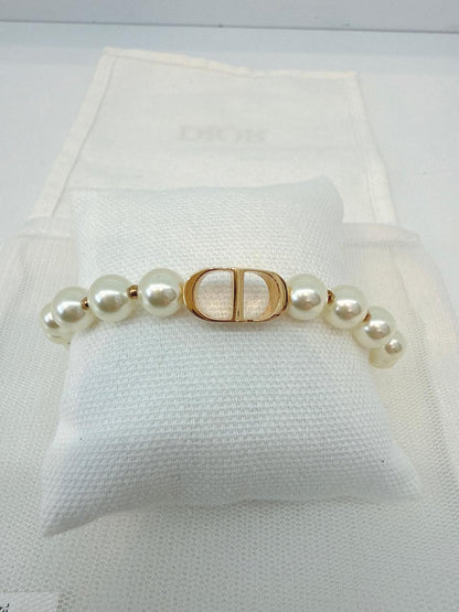 GOLD TONE FAUX PEARL 30 MONTAIGNE SHORT CD NECKLACE BRACELET AND PETIT CD EARRINGS SET