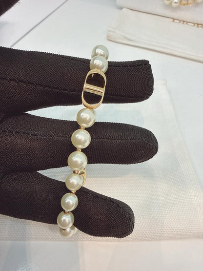 GOLD TONE FAUX PEARL 30 MONTAIGNE SHORT CD NECKLACE BRACELET AND PETIT CD EARRINGS SET