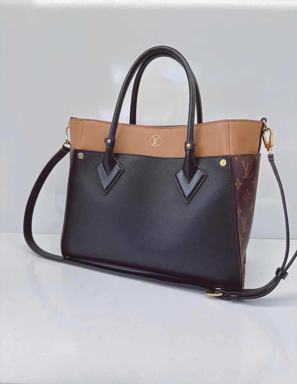 NOIR OBSCUR GRAINED CALF LEATHER AND MONOGRAM CANVAS ON MY SIDE MM TOTE BAG