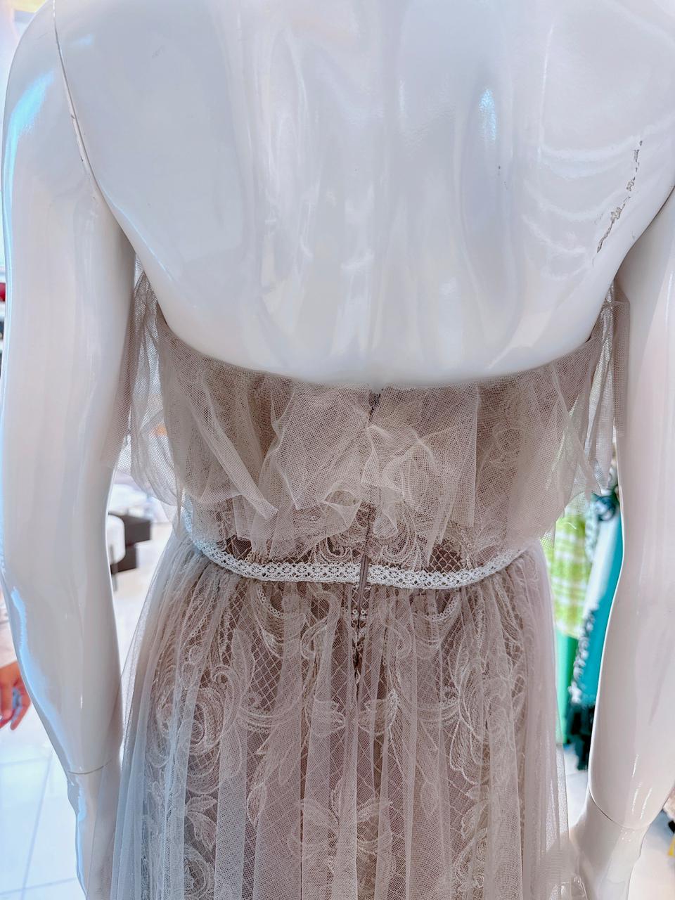 GREY TULLE HALTERNECK GOWN