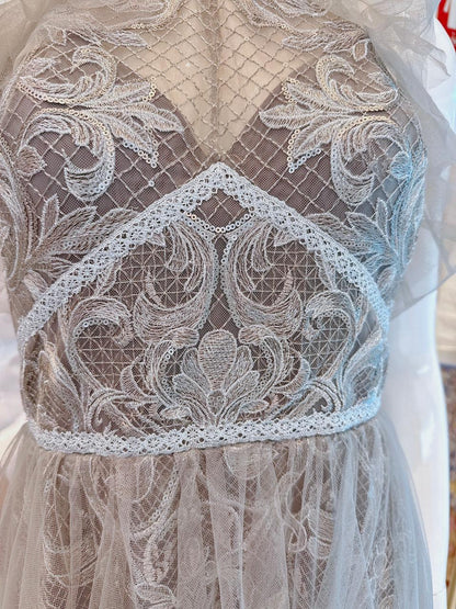 GREY TULLE HALTERNECK GOWN