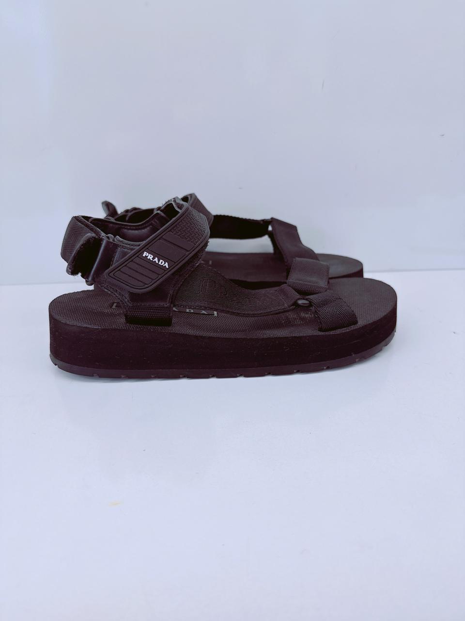 BLACK VELCRO STRAP SANDALS 38