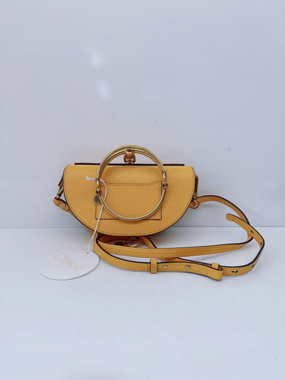 DARK OCHRE CALFSKIN LEATHER SMALL NILE BRACELET MINAUDIERE BAG
