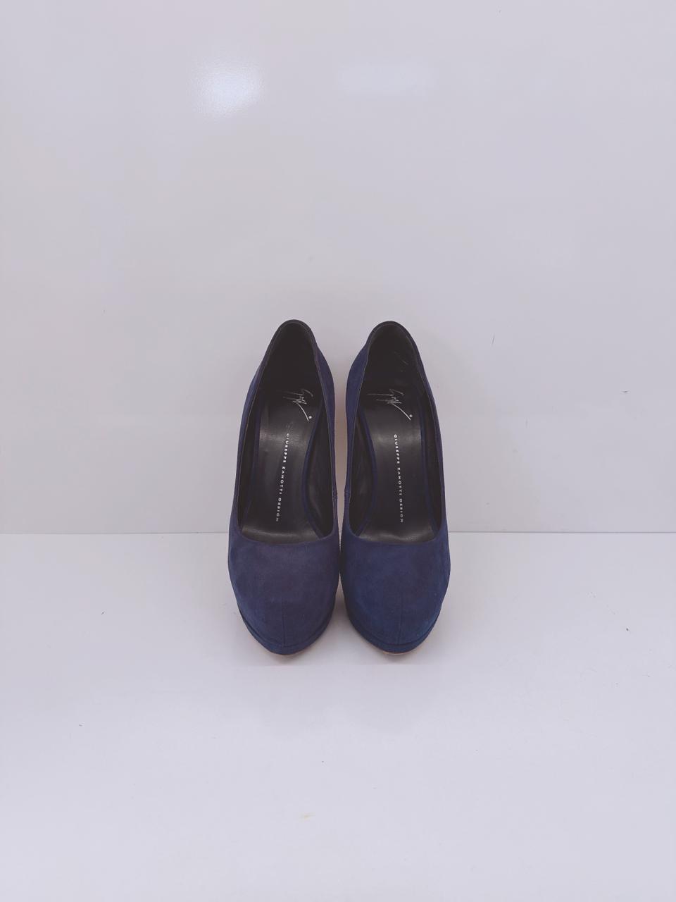 PURPLE AND RED CRYSTAL STUDDED SUEDE PLATFORM PUMPS 39.5