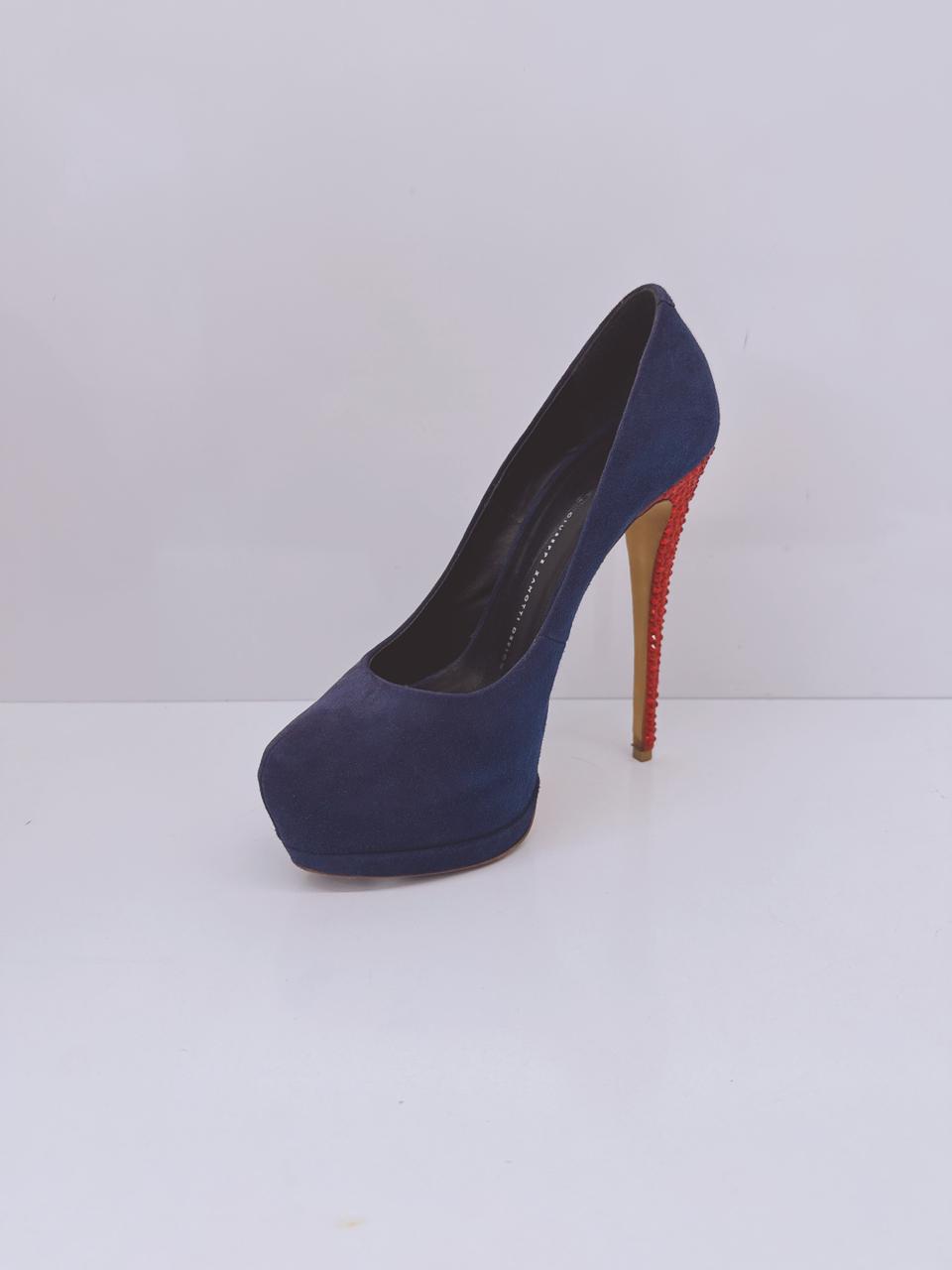 PURPLE AND RED CRYSTAL STUDDED SUEDE PLATFORM PUMPS 39.5