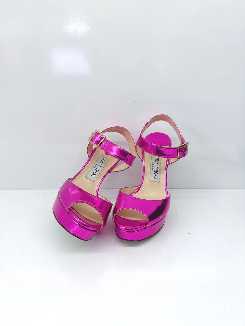 FUCHSIA PATENT LEATHER PEEP TOE PLATFORM ANKLE STRAP SANDALS 37