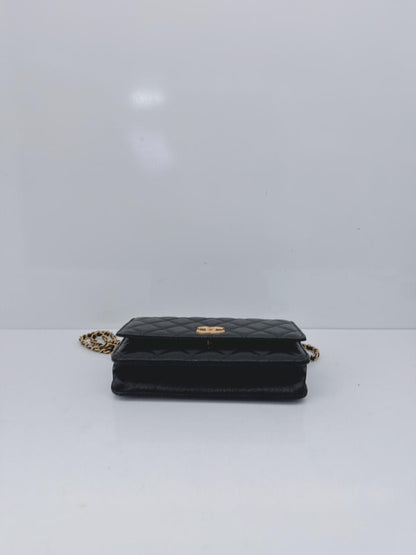 BLACK SHINY GRAINED CALFSKIN CC GOLD TONE WALLET ON CHAIN