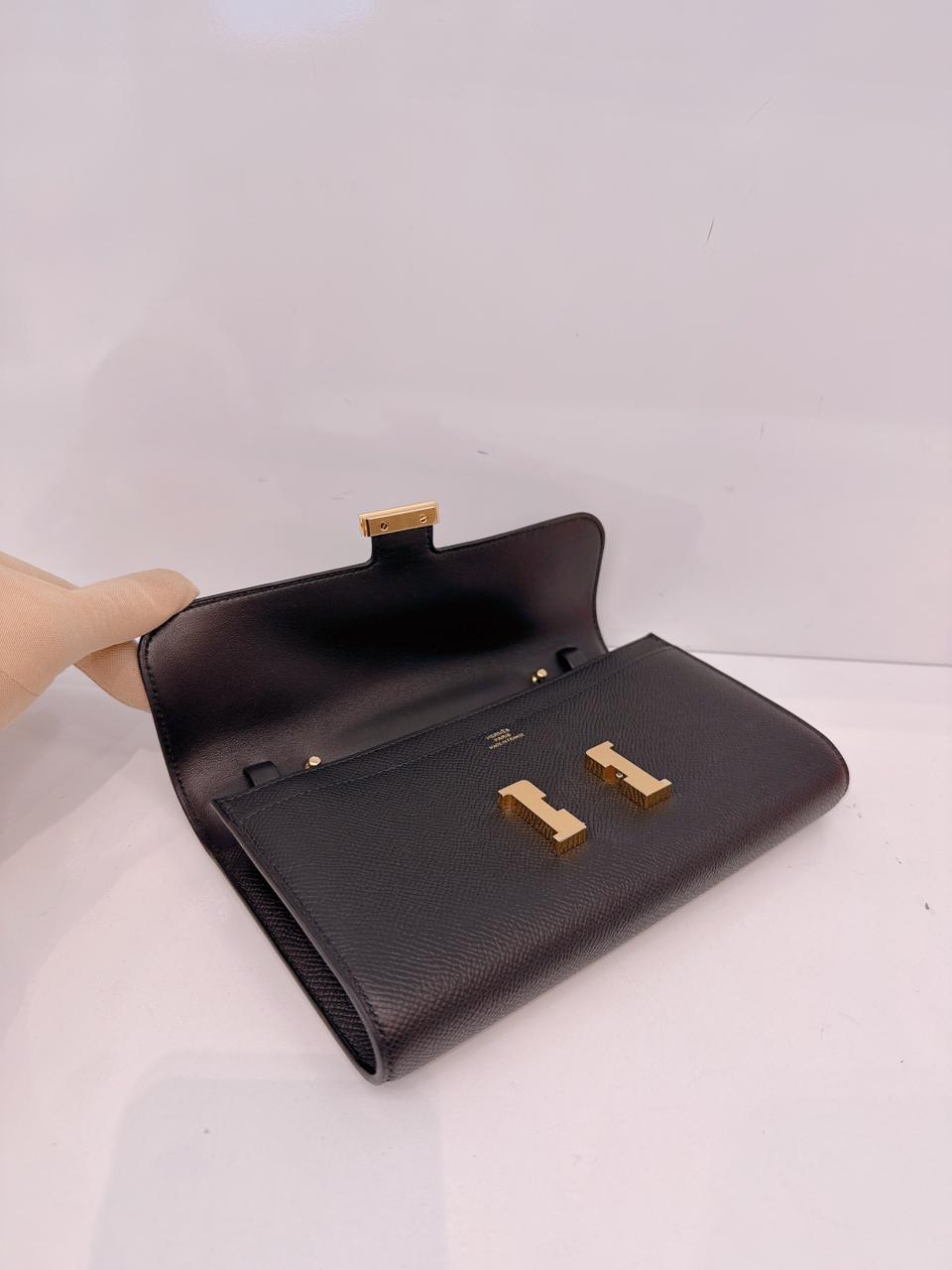 BLACK CONSTANCE TO GO WALLET EPSOM LEATHER GOLD HARDWARE