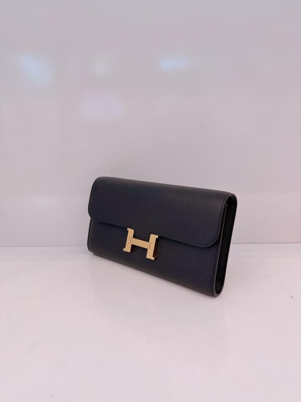 BLACK CONSTANCE TO GO WALLET EPSOM LEATHER GOLD HARDWARE