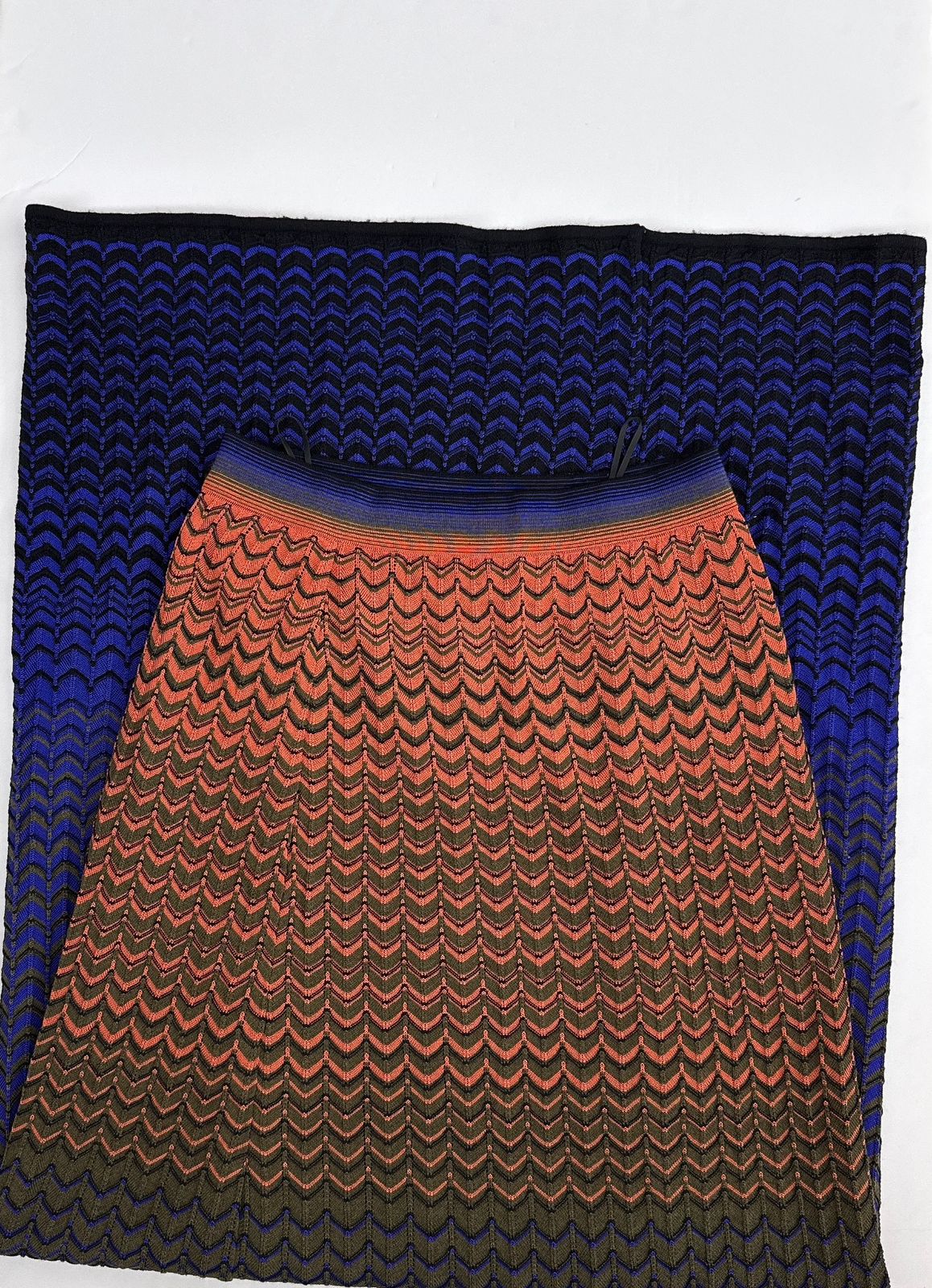 MULTICOLOR CHEVRON KNIT SKIRT 40
