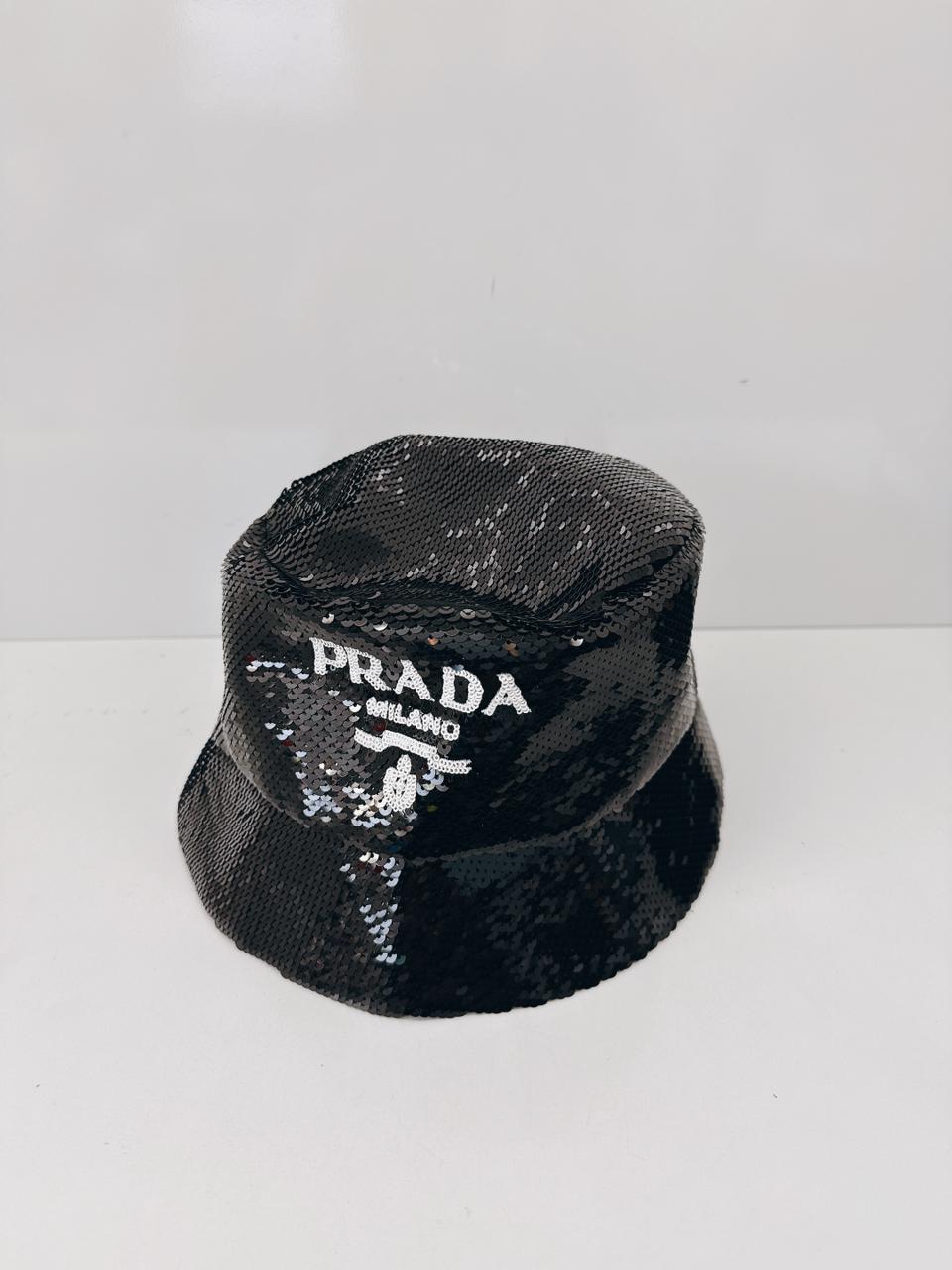 BLACK SEQUINED BUCKET HAT