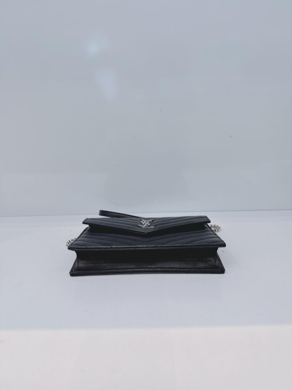 BLACK MATELASSE LEATHER CASSANDRE ENVELOPE CHAIN WALLET