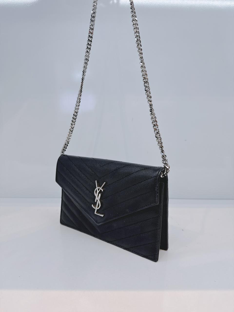 BLACK MATELASSE LEATHER CASSANDRE ENVELOPE CHAIN WALLET