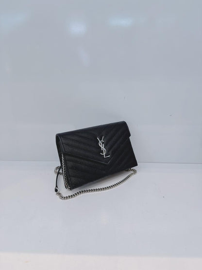 BLACK MATELASSE LEATHER CASSANDRE ENVELOPE CHAIN WALLET
