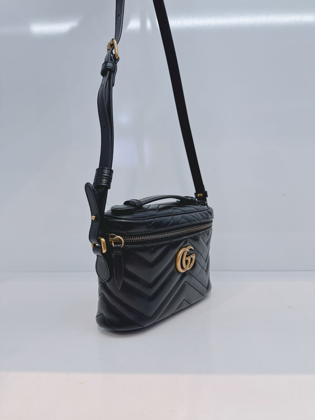 BLACK GG MARMONT MINI VANITY CASE