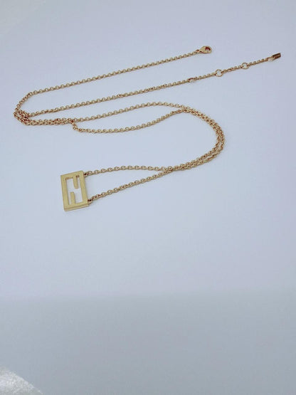GOLD TONE PLATED METAL UNIFORM BAGUETTE NECKLACE