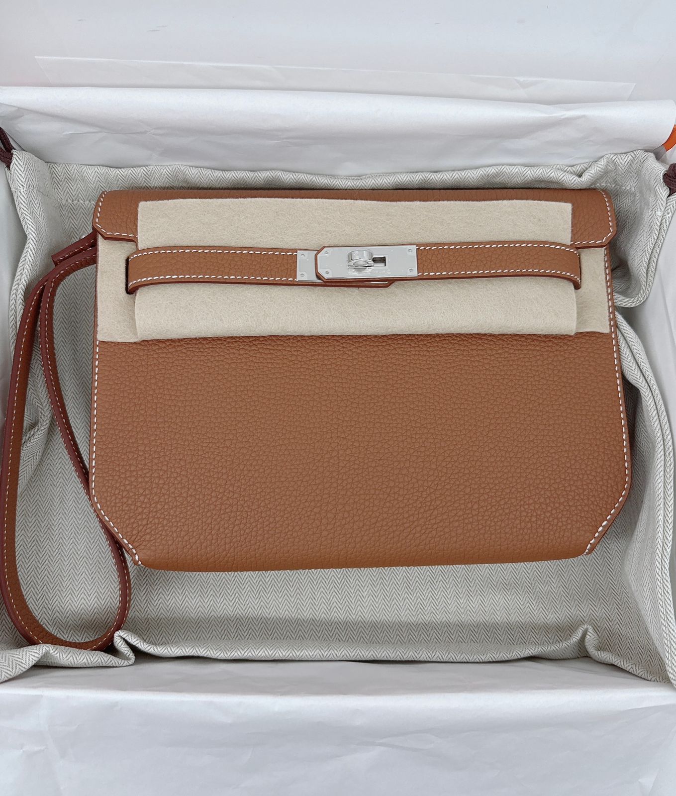 GOLD TOGO LEATHER KELLY DEPECHES 25 PALLADIUM HARDWARE