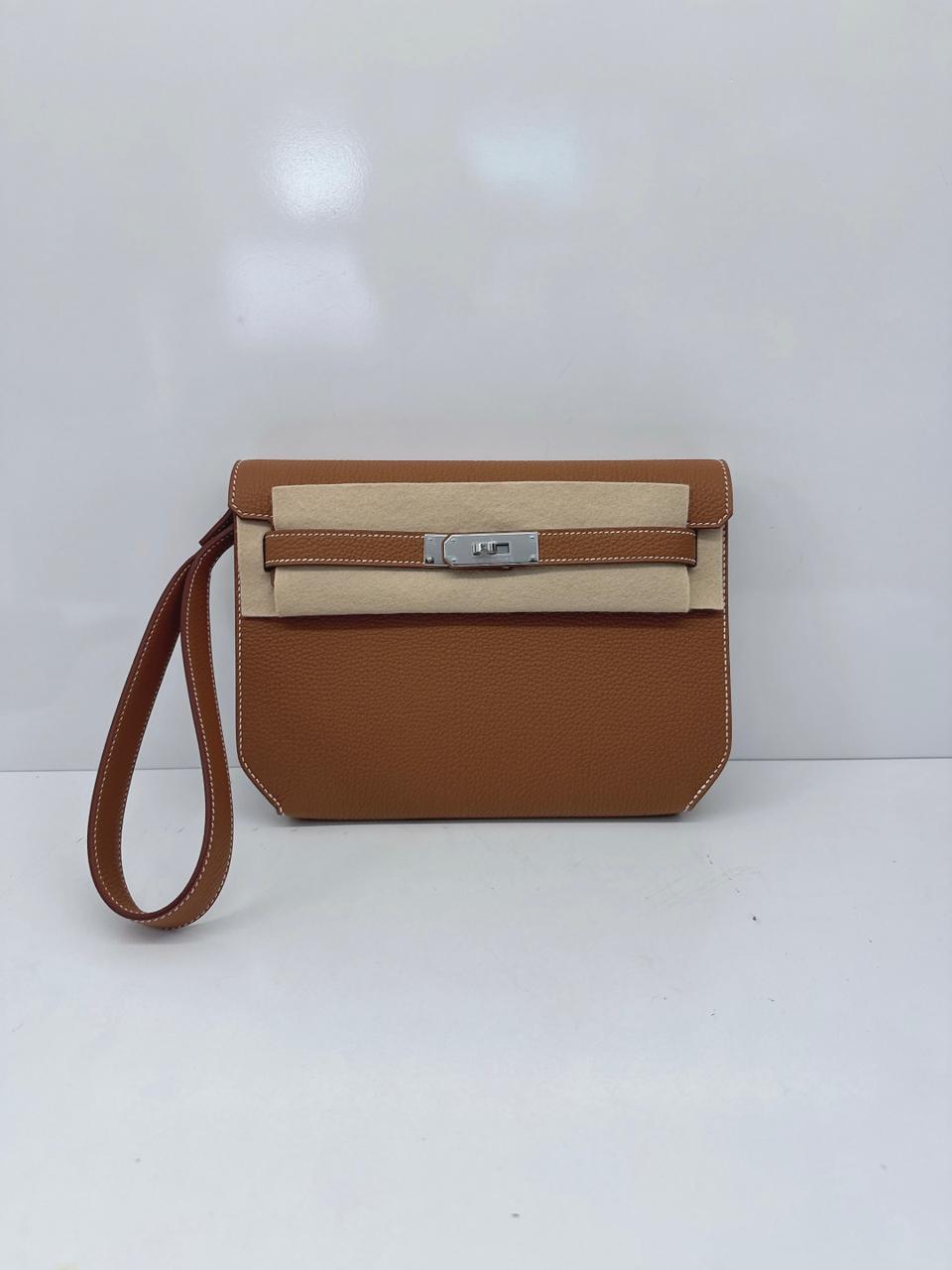 GOLD TOGO LEATHER KELLY DEPECHES 25 PALLADIUM HARDWARE