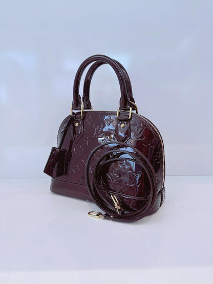 AMARANTE MONOGRAM VERNIS ALMA BB