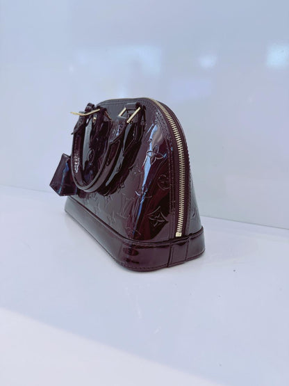 AMARANTE MONOGRAM VERNIS ALMA BB